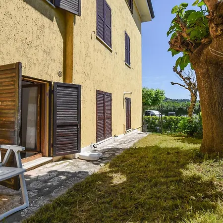 Apartamento 1 Bedroom Lovely In