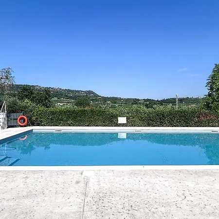 Apartamento 1 Bedroom Lovely In *